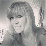 Dana L. Dennis Hussey - @95barbie95 - Instagram