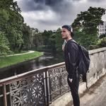 @dennisimoo228 - Instagram