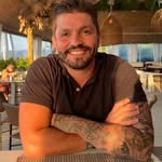 Dennis Laseri - @dennislaseri - Instagram