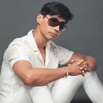 Dennis Rey - @dennisreymusic - Instagram