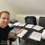 Dennis Wilhelm - @socialearn02 - Instagram