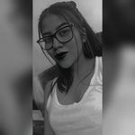 Dennise Castillo - @den_castle19 - Instagram