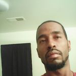 dequan brown - @piru4lifemobblyfe - Instagram