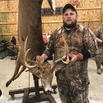 Derek Arnold - @derekarnold51 - Instagram