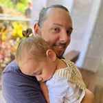 Derek Barron - @derkysmirky - Instagram