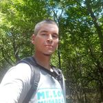 Derek Burden - @dburden86 - Instagram