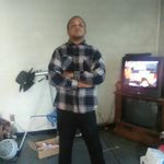 Derek Burton - @derekburton1228 - Instagram