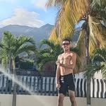 Derek Castillo - @derekcastillo10 - Instagram
