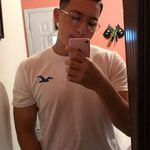 Derek Castle - @chillover18 - Instagram