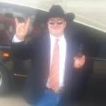 Derek Becker - @derekfbecker - Instagram