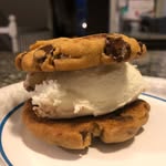 Derek Eddy - @mrbubbaeats - Instagram