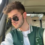 Derek Farley - @tobibah564 - Instagram