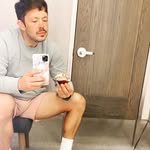 Derek Flores - @derek_thee_flores - Instagram