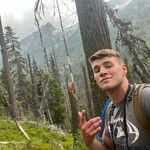 Dereck Gillett - @dereckgillett - Instagram