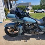 Derek Greenwald - @dj_rides_da_bikes - Instagram