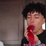 I love derek 🥰 - @dereks.juicy_gummyworm - Instagram