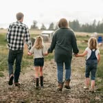 Derek and Hailey - @goldenhillsfamilyfarm - Instagram