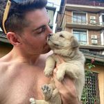 Derek Hamm - @igetdrunkandpetthings - Instagram