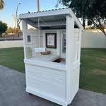 Derek Hargrove - @hargrovehensfarmstand - Instagram