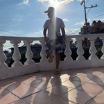Derek Herrera - @memi_10110 - Instagram