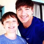 Derek Hey - @dheyallday - Instagram