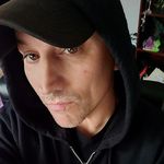 Derek Justice - @ouchmyheadhurts - Instagram