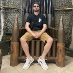 Derek Levesque - @loldurrik - Instagram