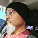 Derek Lipscomb - @owleyecomics - Instagram