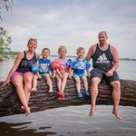 Derek McKenzie - @derek.mckenzie.79 - Instagram