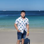 Derek Muñoz - @dmunoz.f22 - Instagram