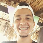 Derek Nava - @der3k23 - Instagram