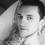 DerekRuelas - @derekruelas7 - Instagram