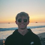 derek snyder - @dereksnyderr - Instagram