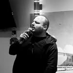 Derek Strong - @strongstylecomedy - Instagram