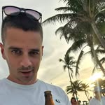 @derek.trotter13a - Instagram