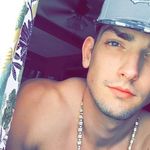 Derek Tyler - @derek.tyler.9889 - Instagram