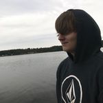 Derek Whiting - @flerik_j - Instagram