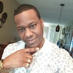 Derick Edwards - @derick.edwards.5 - Instagram