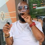 Derick L. Flowers - @dee_realest_73 - Instagram