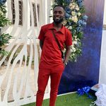 Derick owusu - @kwekuzelicks - Instagram