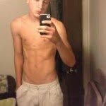 Derrick Barton - @rapper411 - Instagram
