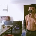 Derrick Bayer - @itsmederrick20 - Instagram