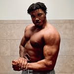 Derrick Bean - Online Transformation COACH - @builtbydivine - Instagram