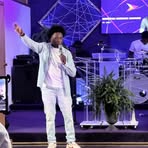Derrick Bounds - Facebook