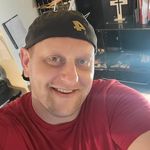 Derrick Bowden - @visedsmokey - Instagram