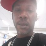 Derrick Brewer - @skeebothabarber - Instagram