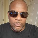 Derrick Buford - @younoyoafrogotaholeinit - Instagram