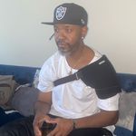 Derrick Coates - @d_coateswealthbuilder - Instagram