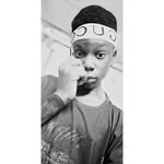 Derick Ambadiang - @derick_coman - Instagram