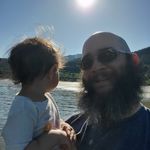 Derrick Grimes - @papainak - Instagram